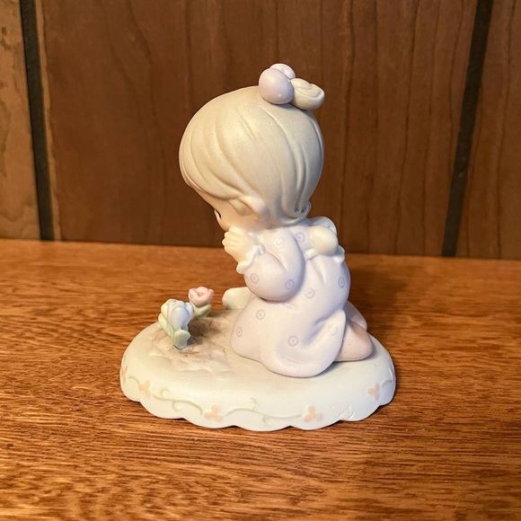 Precious Moments Growing In Grace Age 3 - Picture 3 of 5